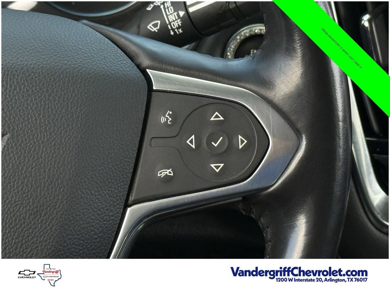 Used 2020 Chevrolet Traverse LT w/ Driver Confidence II Package AWD/4WD image 15