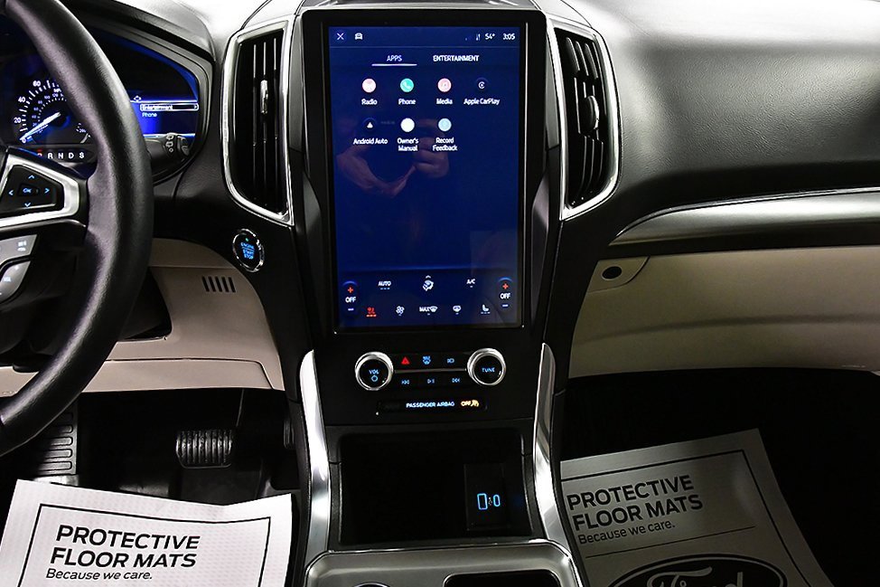 Used 2022 Ford Edge Titanium image 24