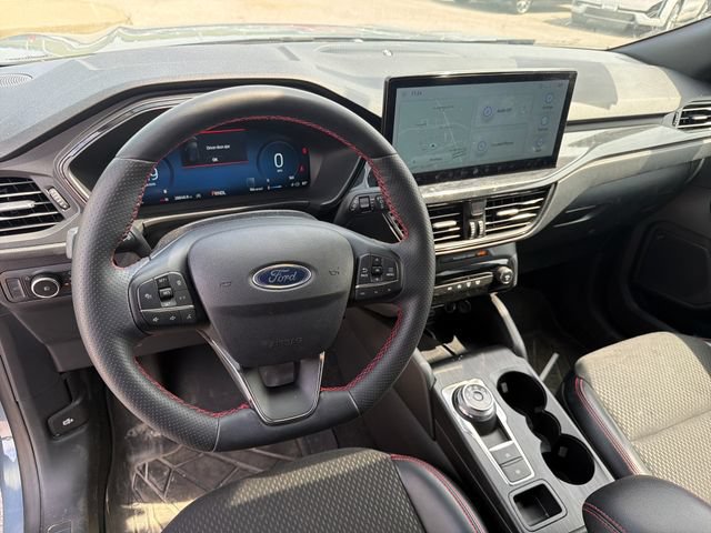 Used 2025 Ford Escape ST-Line Select w/ Tech Pack #2 AWD/4WD image 10