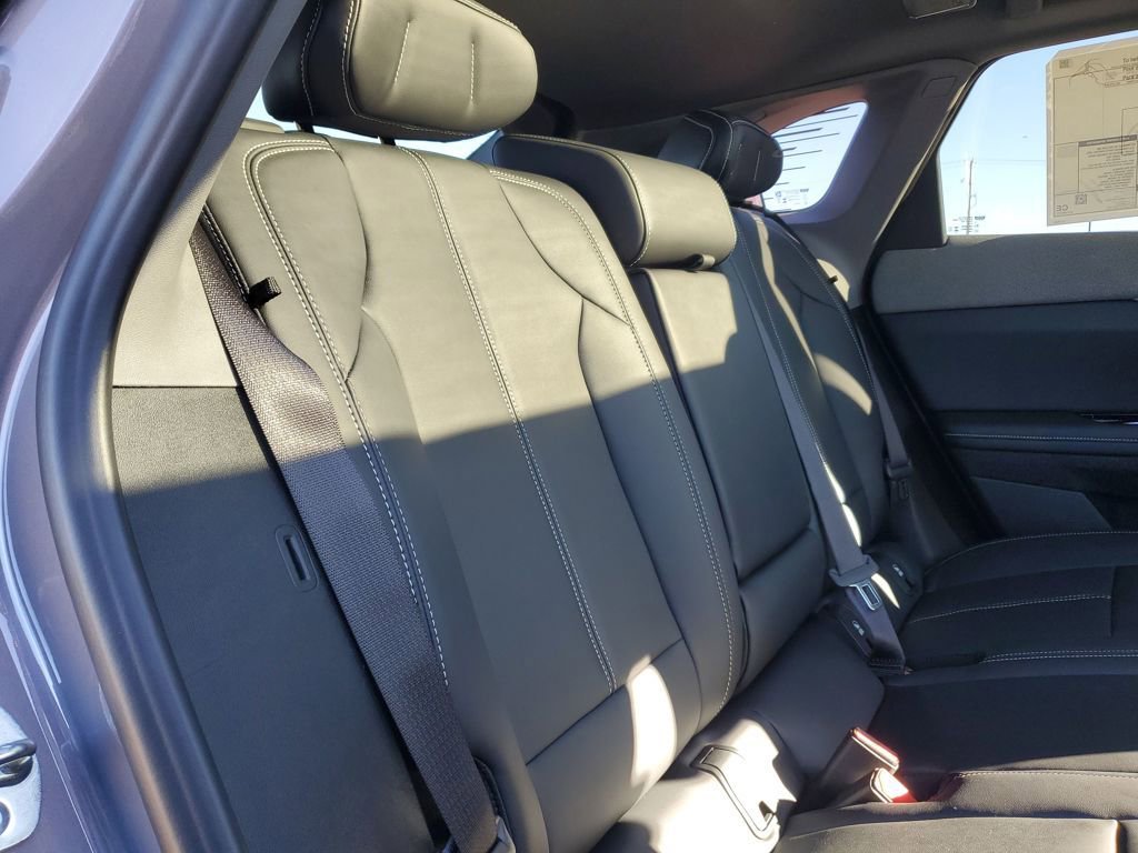 New 2026 Cadillac Optiq Luxury 1 image 29