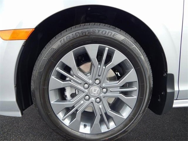New 2026 Honda Odyssey Touring image 10