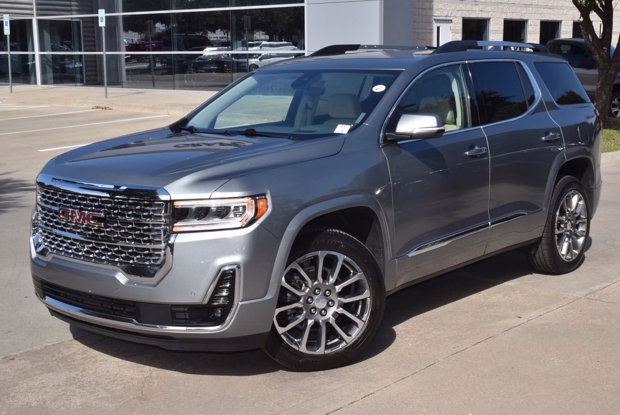 Used 2023 GMC Acadia Denali w/ Denali Technology Package FWD image 40