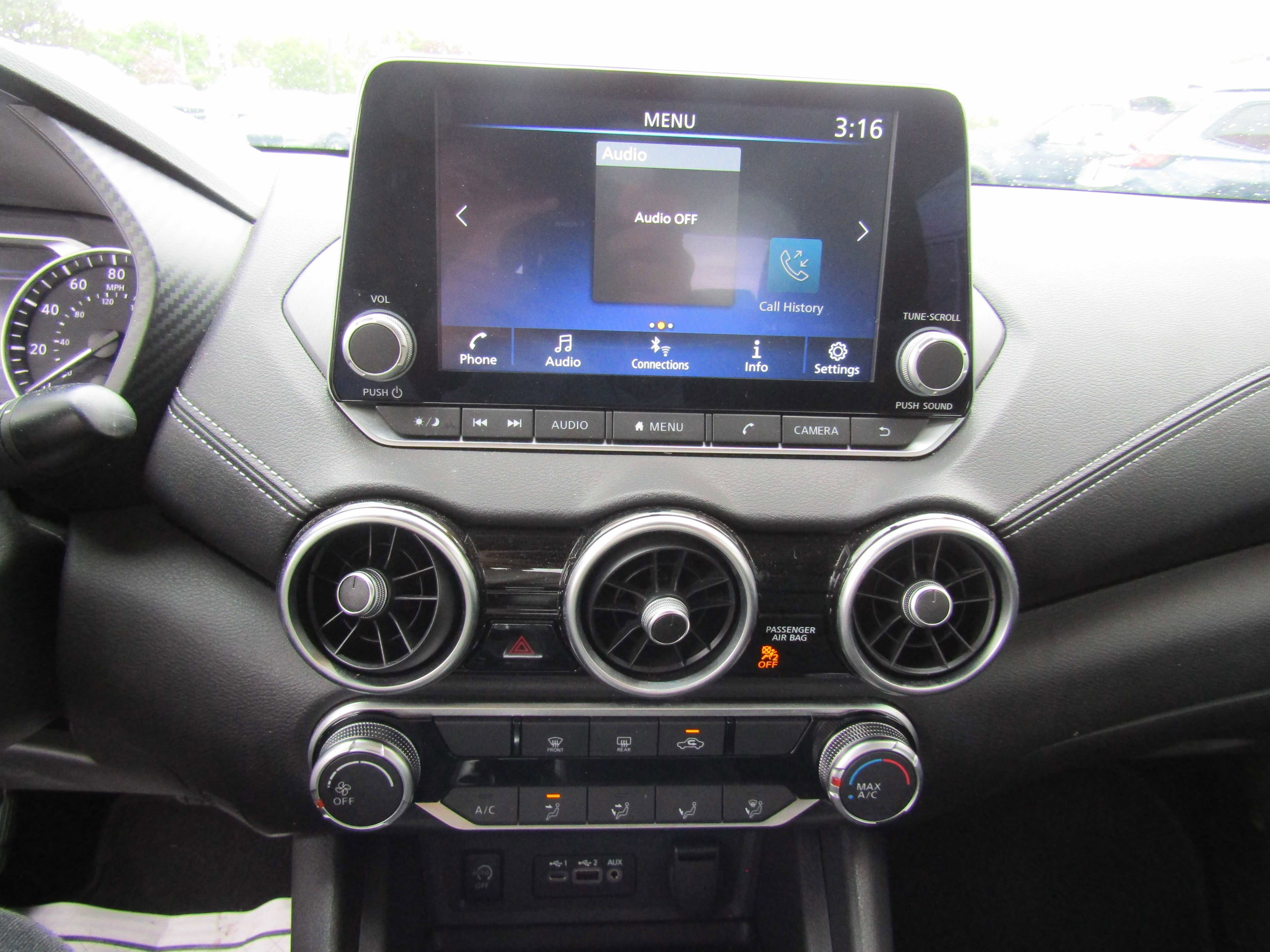 Used 2024 Nissan Sentra SV FWD image 20