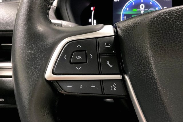 Certified 2025 Toyota Grand Highlander AWD image 19
