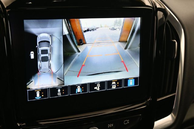 Used 2023 Chevrolet Traverse RS w/ LPO, Floor Liner Package AWD/4WD image 30