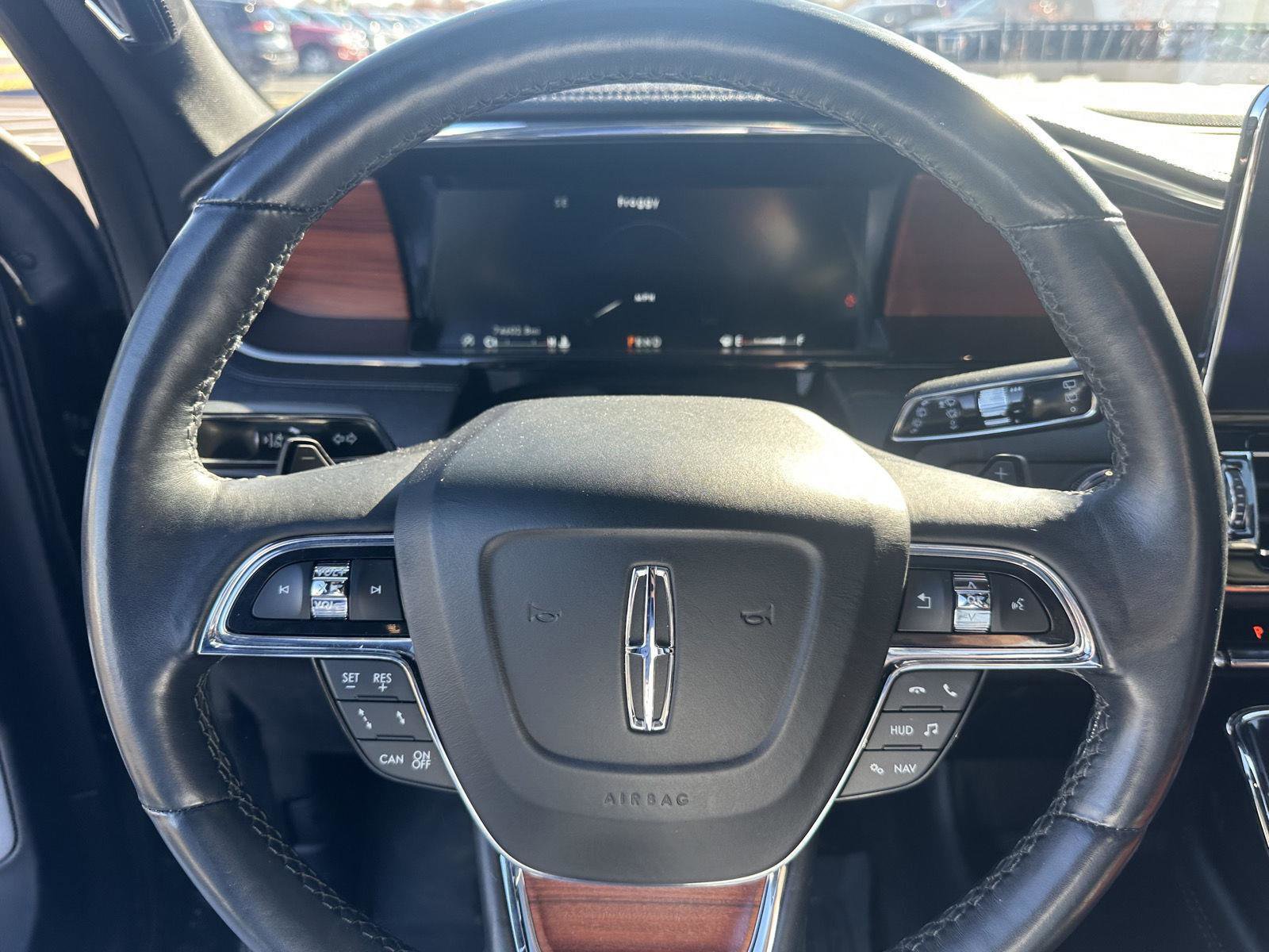 Used 2020 Lincoln Navigator Reserve w/ Equipment Group 208A Reserve image 11