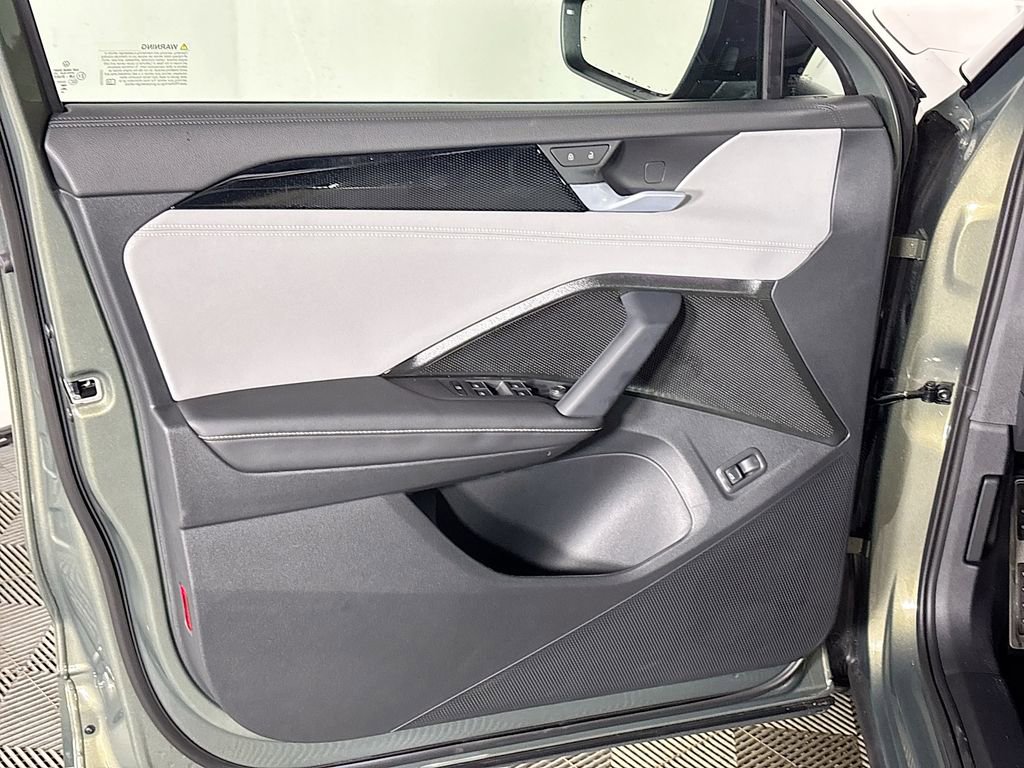 New 2026 Volkswagen Tiguan SE R-Line image 10