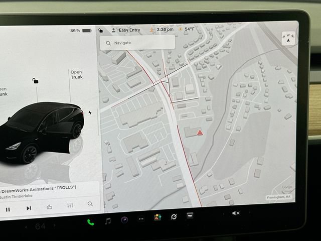 Used 2023 Tesla Model Y Long Range image 12