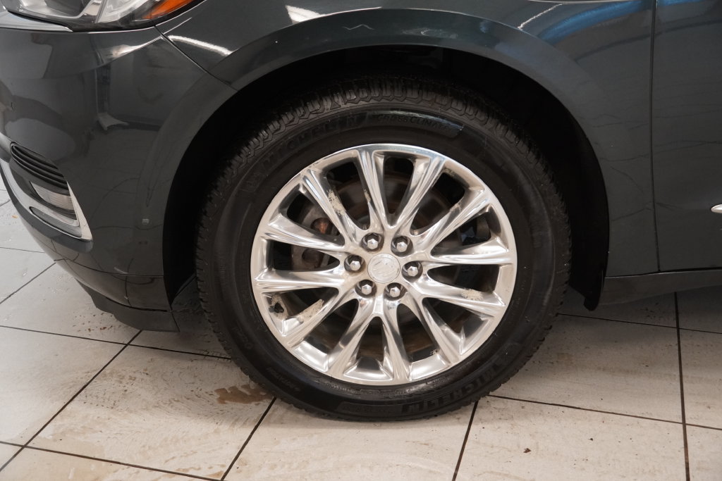 Used 2018 Buick Enclave Premium w/ Experience Buick Package AWD/4WD image 17