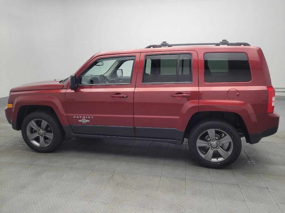 Used 2014 Jeep Patriot Latitude w/ Freedom Edition Package image 3