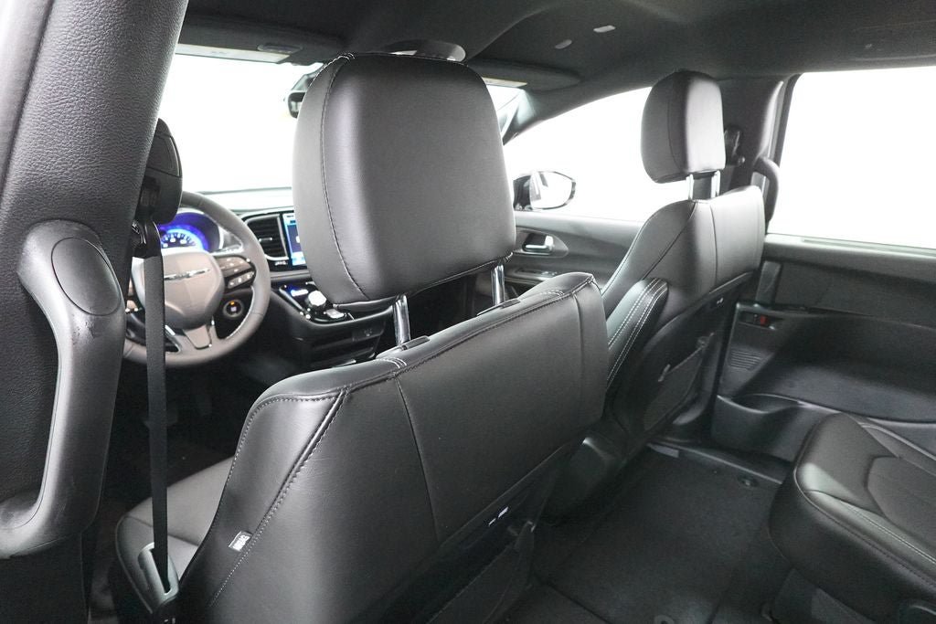 New 2026 Chrysler Pacifica Select w/ S Appearance Package FWD image 25