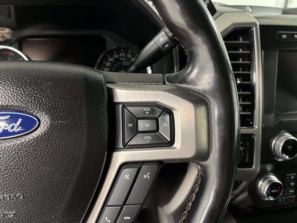 Used 2021 Ford F350 Platinum w/ FX4 Off-Road Package AWD/4WD image 30