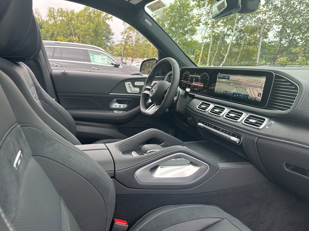 New 2026 Mercedes-Benz GLS 63 AMG 4MATIC image 39