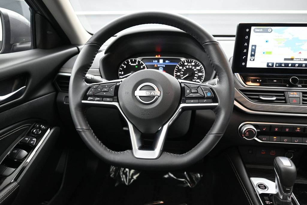 Certified 2023 Nissan Altima 2.5 SV w/ SV Premium Package AWD/4WD image 32