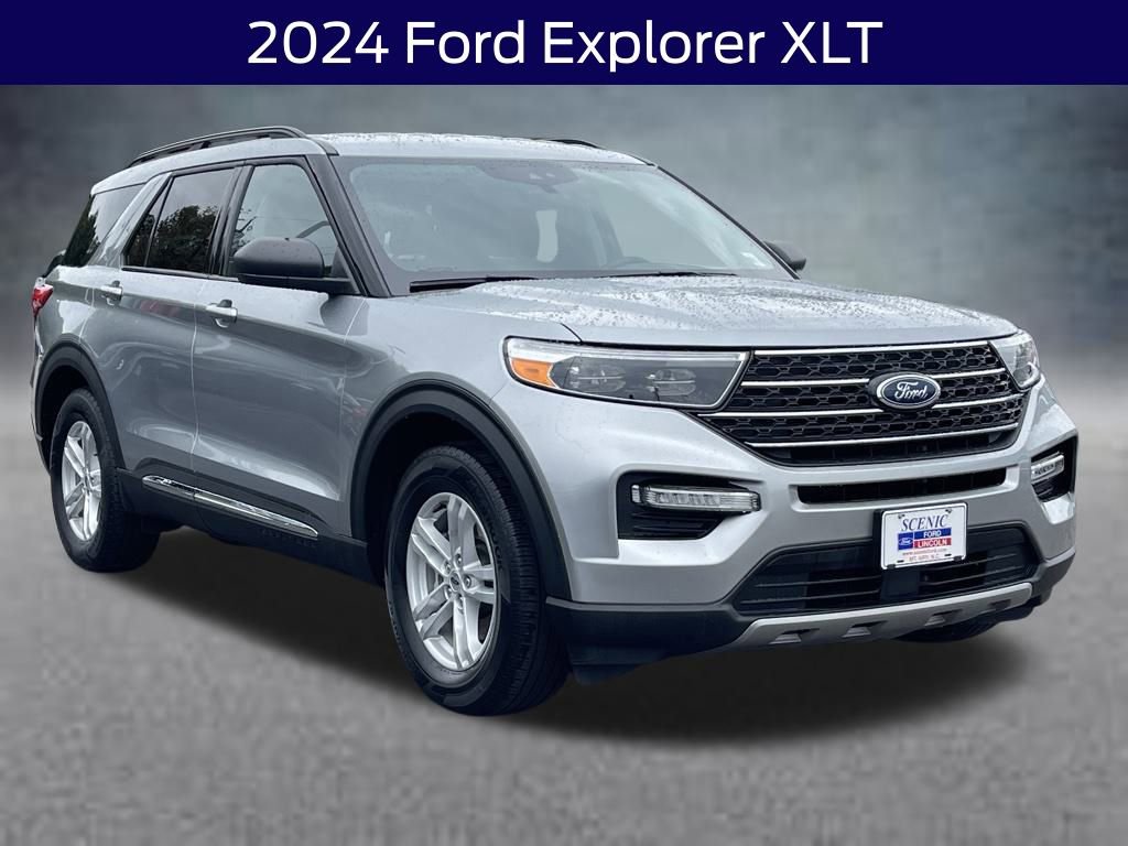 Used 2024 Ford Explorer XLT w/ Equipment Group 202A