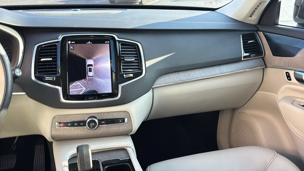 Certified 2023 Volvo XC90 B6 Plus w/ Protection Package Premier AWD/4WD image 8