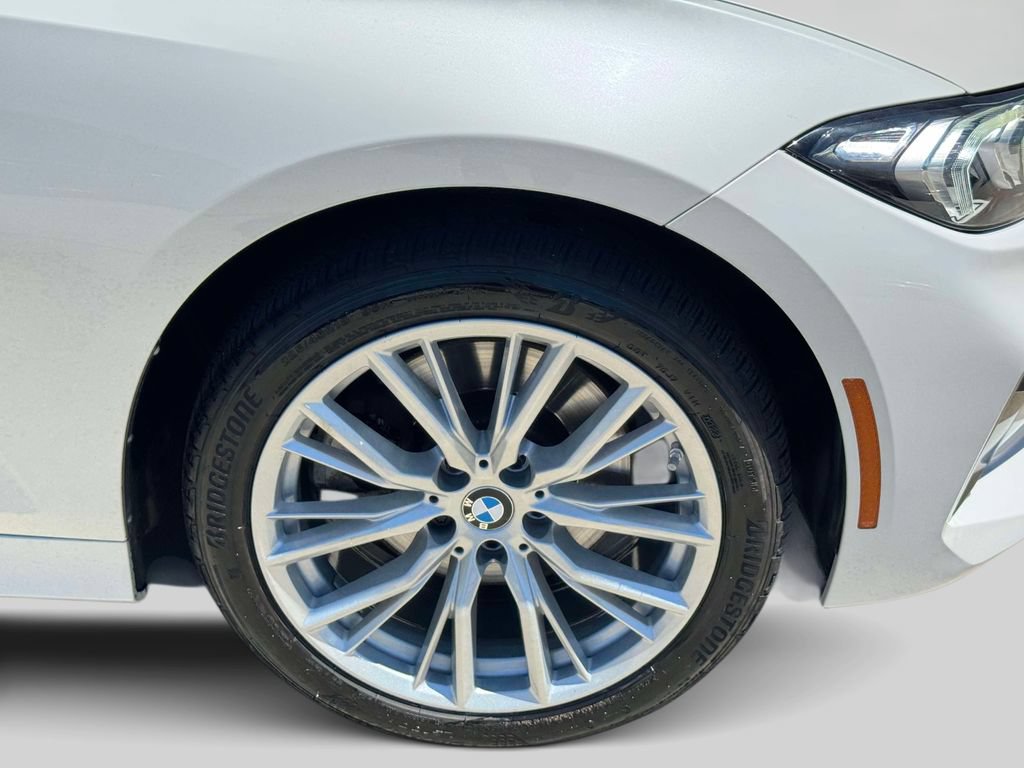 Certified 2023 BMW 330i xDrive Sedan w/ Premium Package AWD/4WD image 7