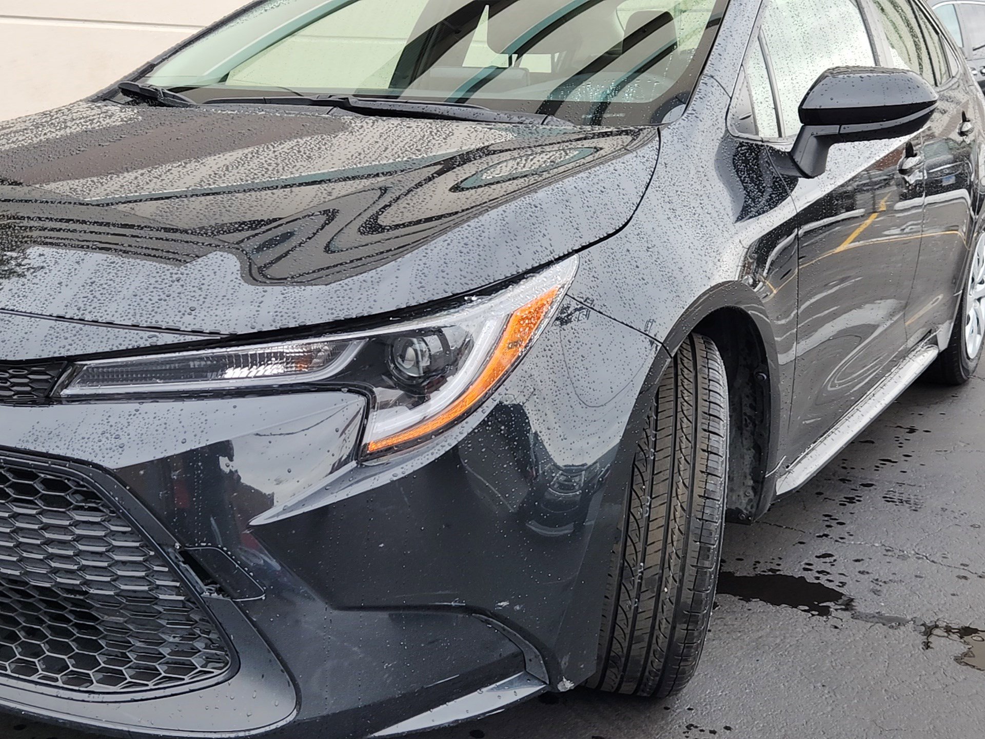 Certified 2022 Toyota Corolla LE image 3