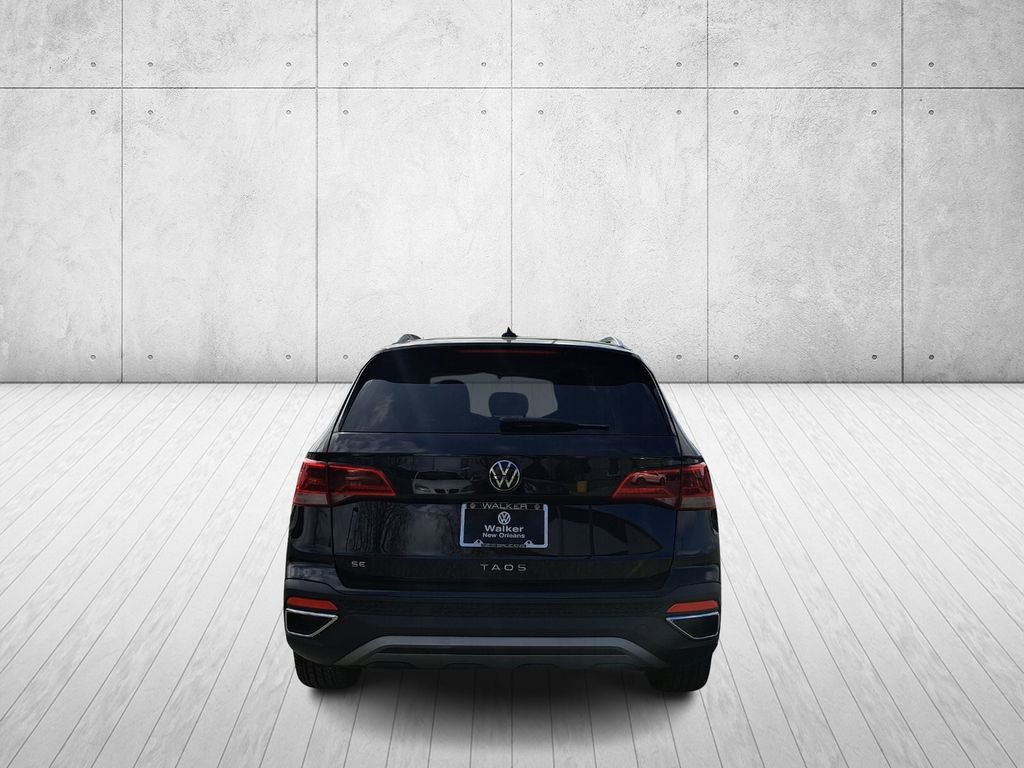 Used 2024 Volkswagen Taos SE image 7