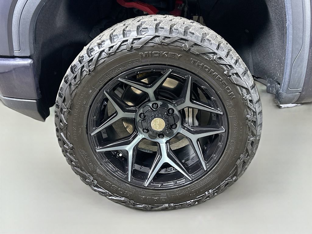 Used 2023 GMC Sierra 1500 AT4X AWD/4WD image 8