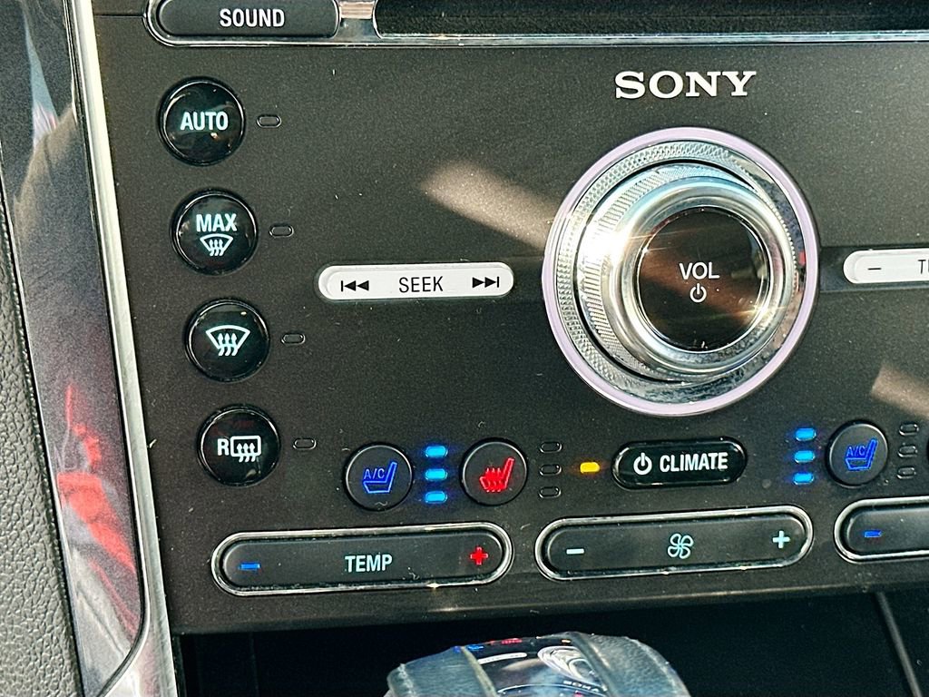 Used 2018 Ford Explorer Limited image 20