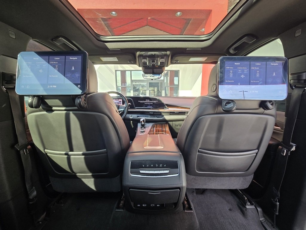 Used 2021 Cadillac Escalade Premium Luxury image 22
