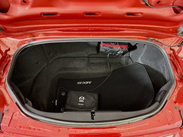 Used 2016 MAZDA MX-5 Miata Grand Touring RWD image 23