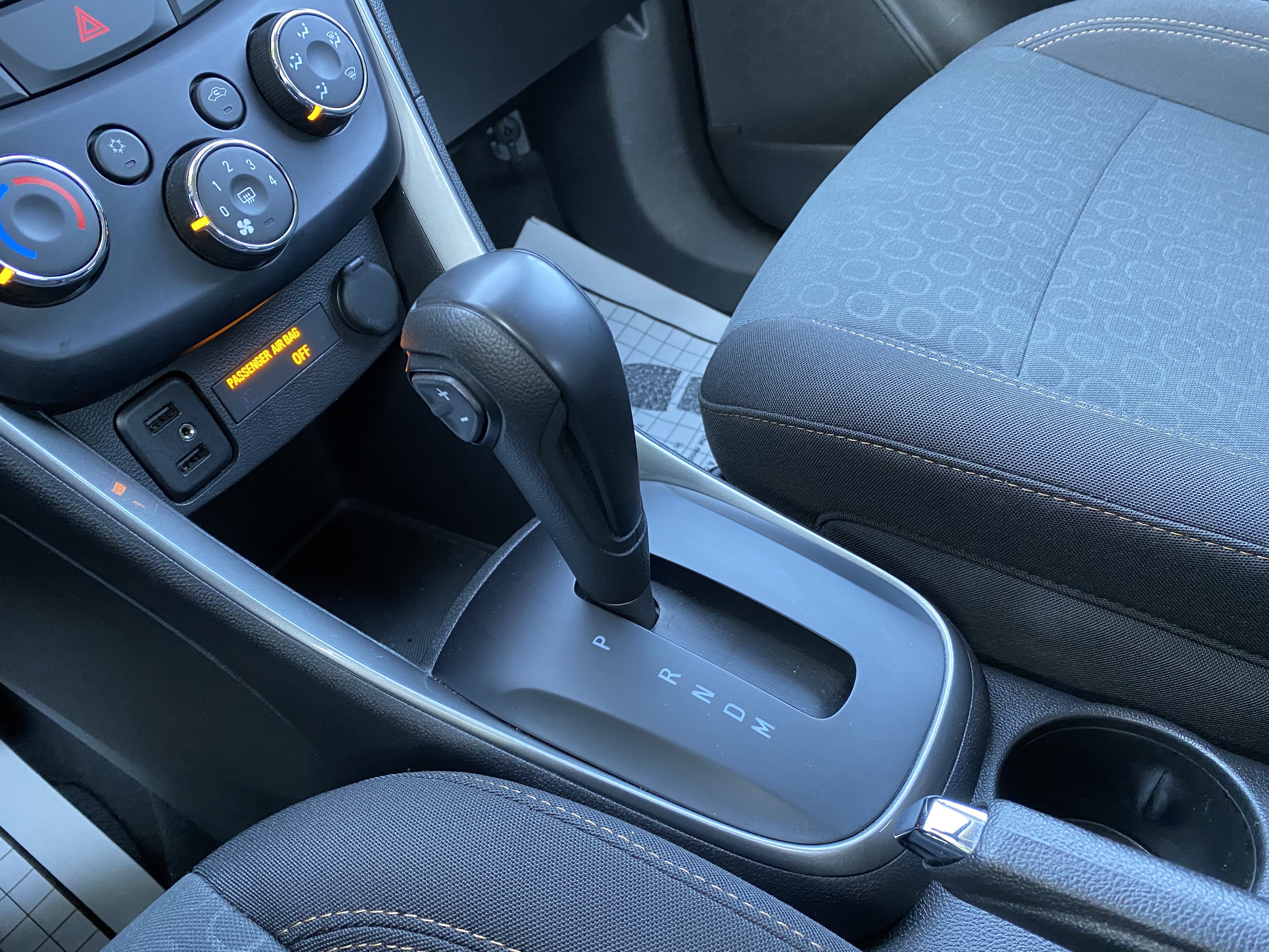 Used 2020 Chevrolet Trax LS FWD image 28