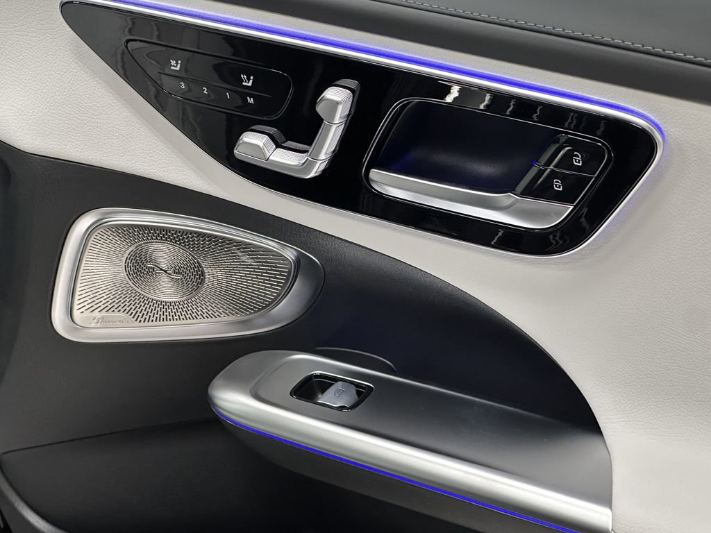New 2026 Mercedes-Benz C 300 Sedan image 16