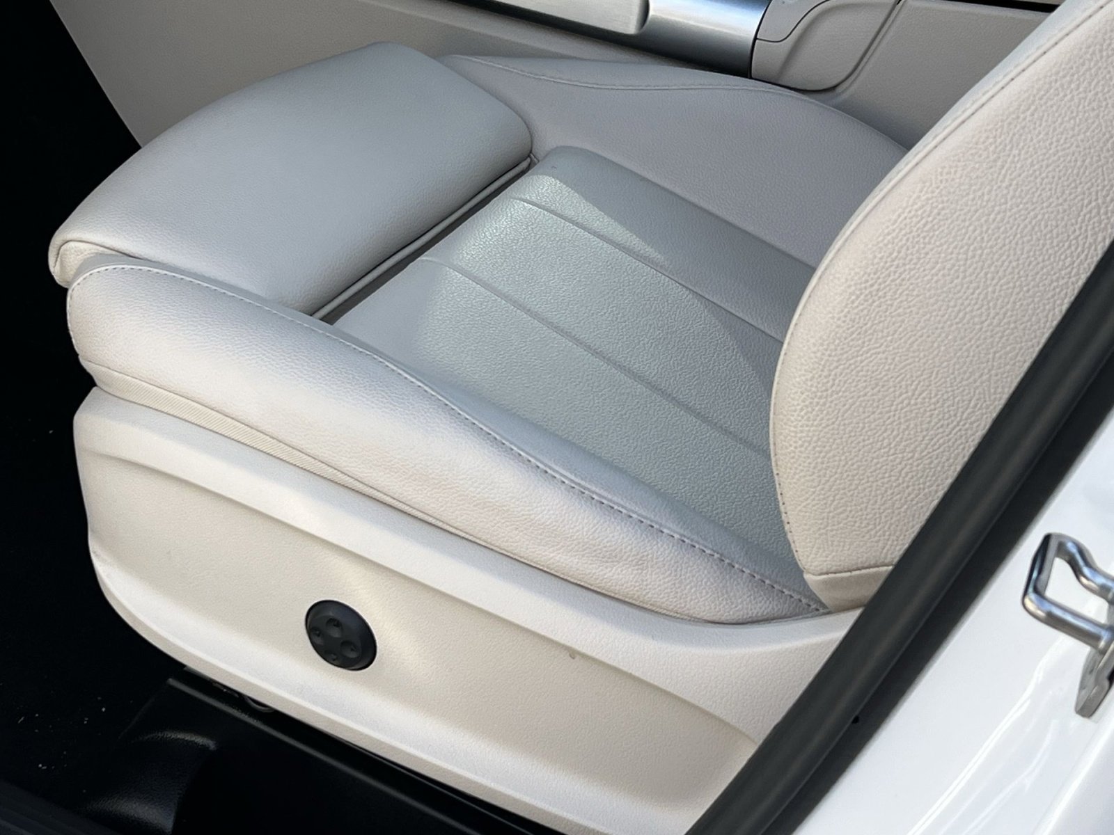 Certified 2024 Mercedes-Benz GLB 250 GLB 250 image 12