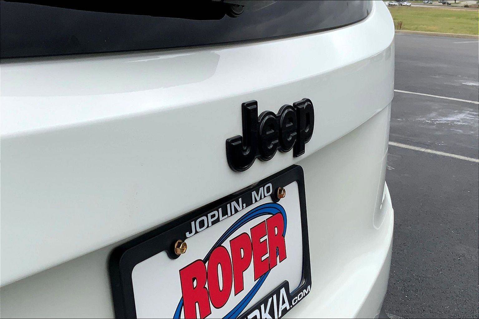 Used 2023 Jeep Renegade Altitude image 30