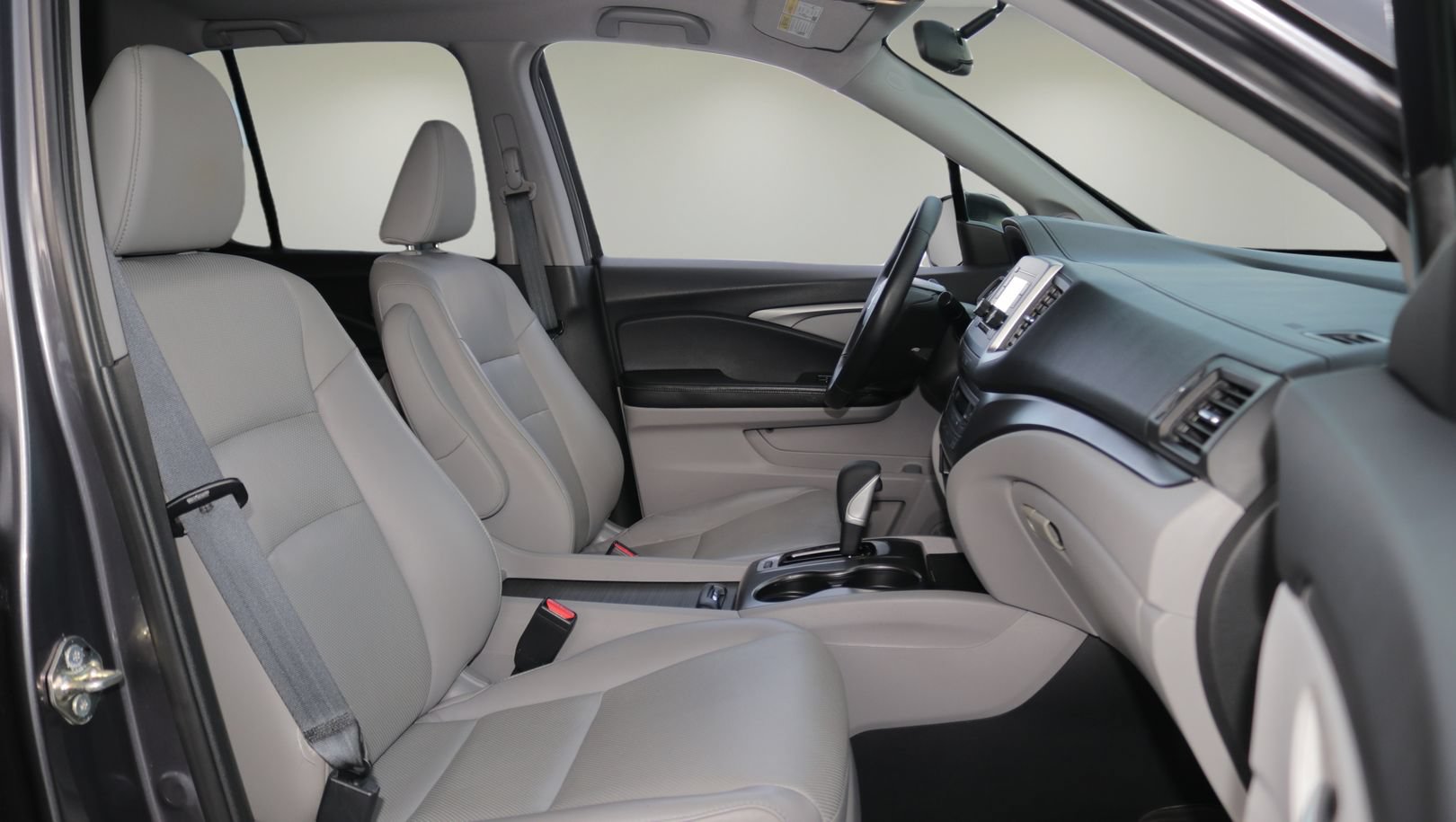 Used 2019 Honda Ridgeline RTL image 17