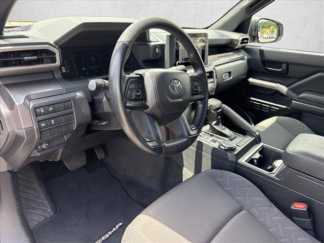 Certified 2026 Toyota Tacoma SR5 AWD/4WD image 9