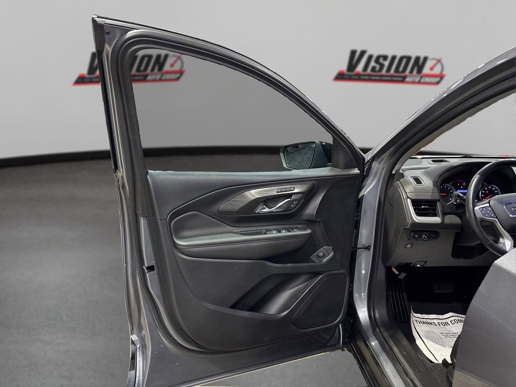 Used 2021 GMC Terrain SLT w/ Elevation Edition image 23