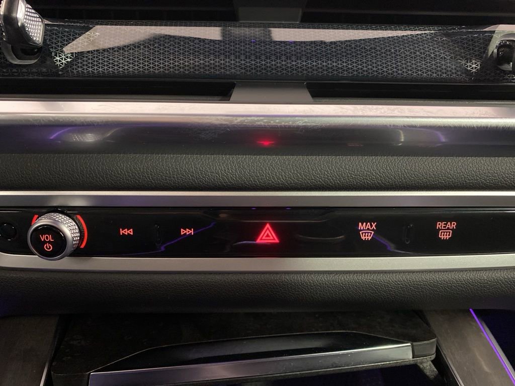 Used 2026 BMW X5 xDrive40i w/ Climate Comfort Package image 5