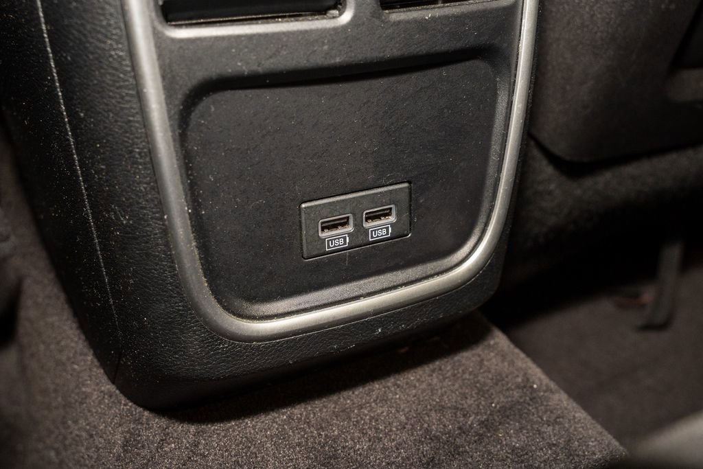 Used 2017 Dodge Charger SXT w/ Rallye Group image 8