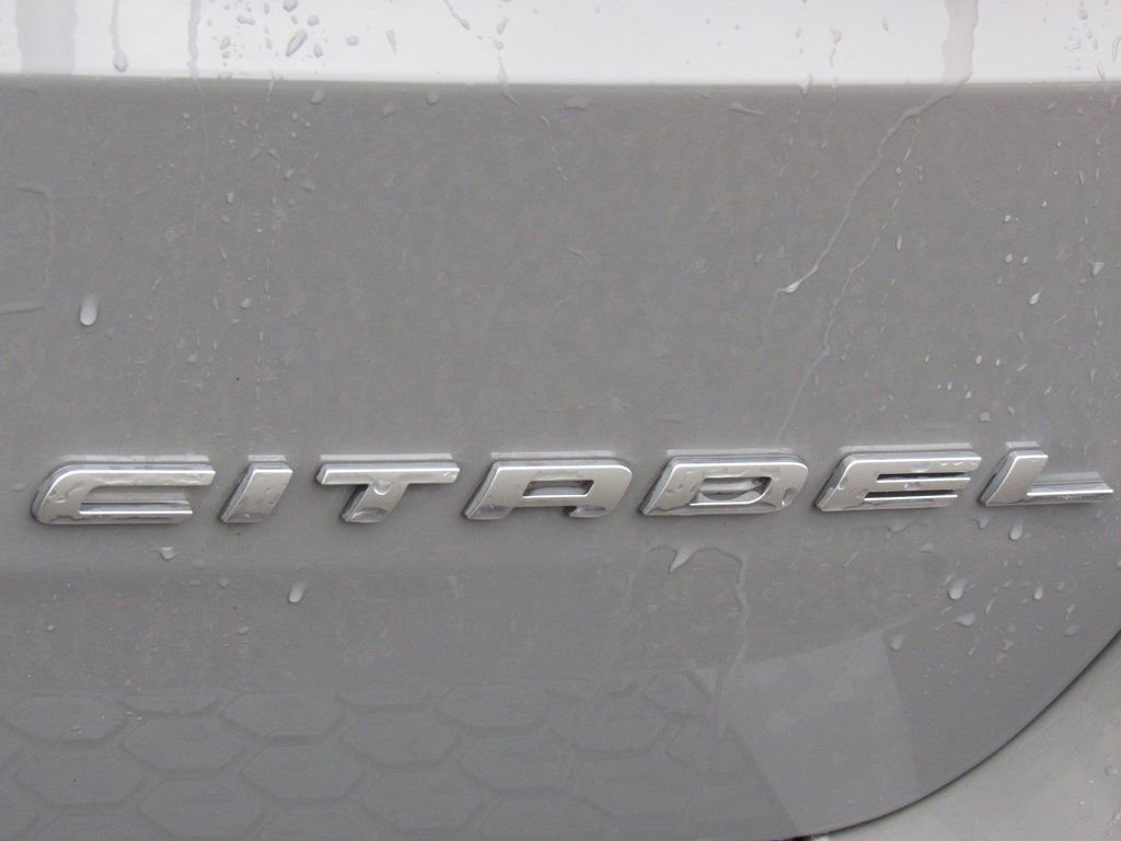 Used 2023 Dodge Durango Citadel image 8