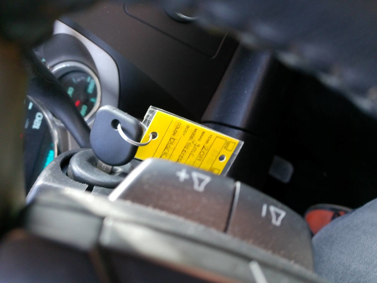 Used 2011 GMC Sierra 2500 SLE w/ SLE Preferred Package image 39