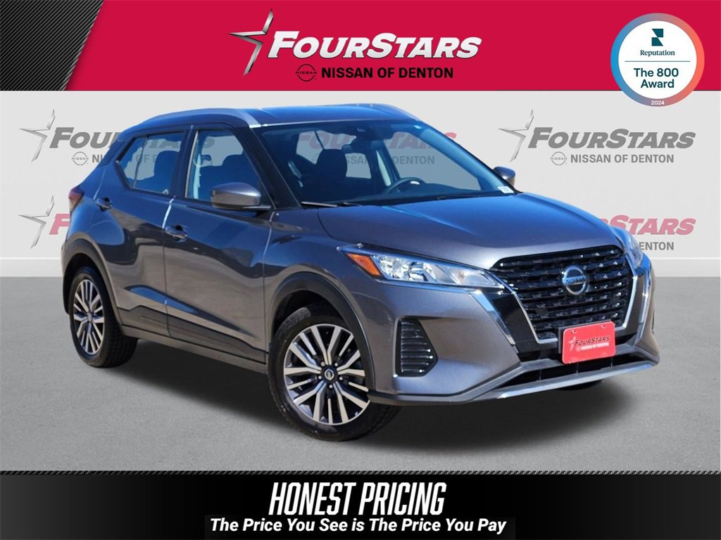 Used 2021 Nissan Kicks SV image 1