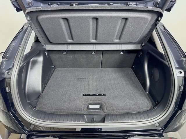 Certified 2025 Hyundai Kona Limited FWD image 44