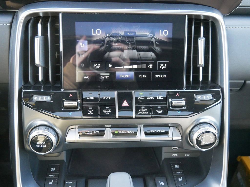 New 2026 Lexus LX 700h Luxury image 22