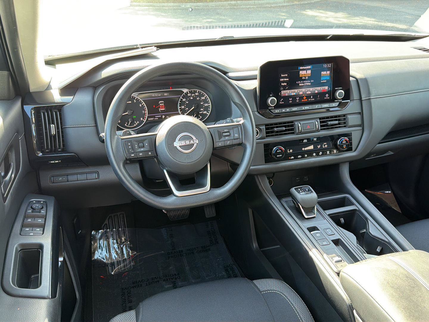 Used 2024 Nissan Pathfinder S FWD image 19
