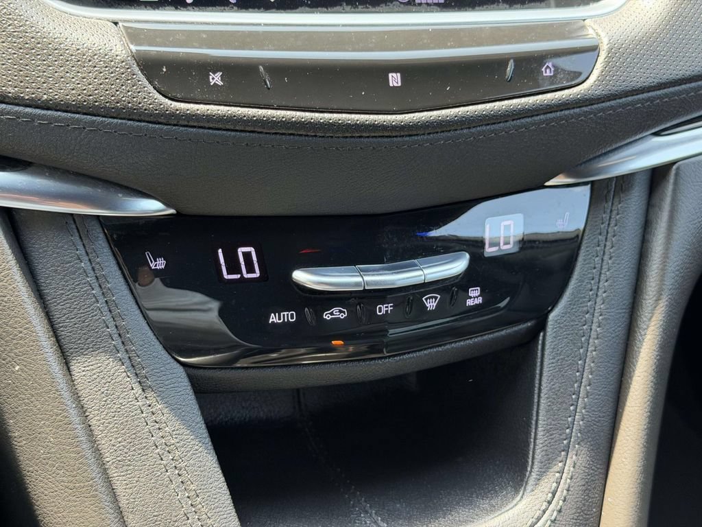 Used 2021 Cadillac XT5 Premium Luxury FWD image 22