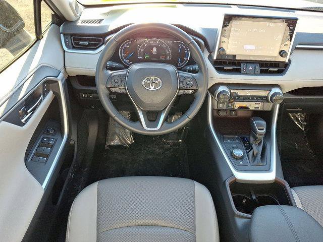 Certified 2022 Toyota RAV4 Limited image 23