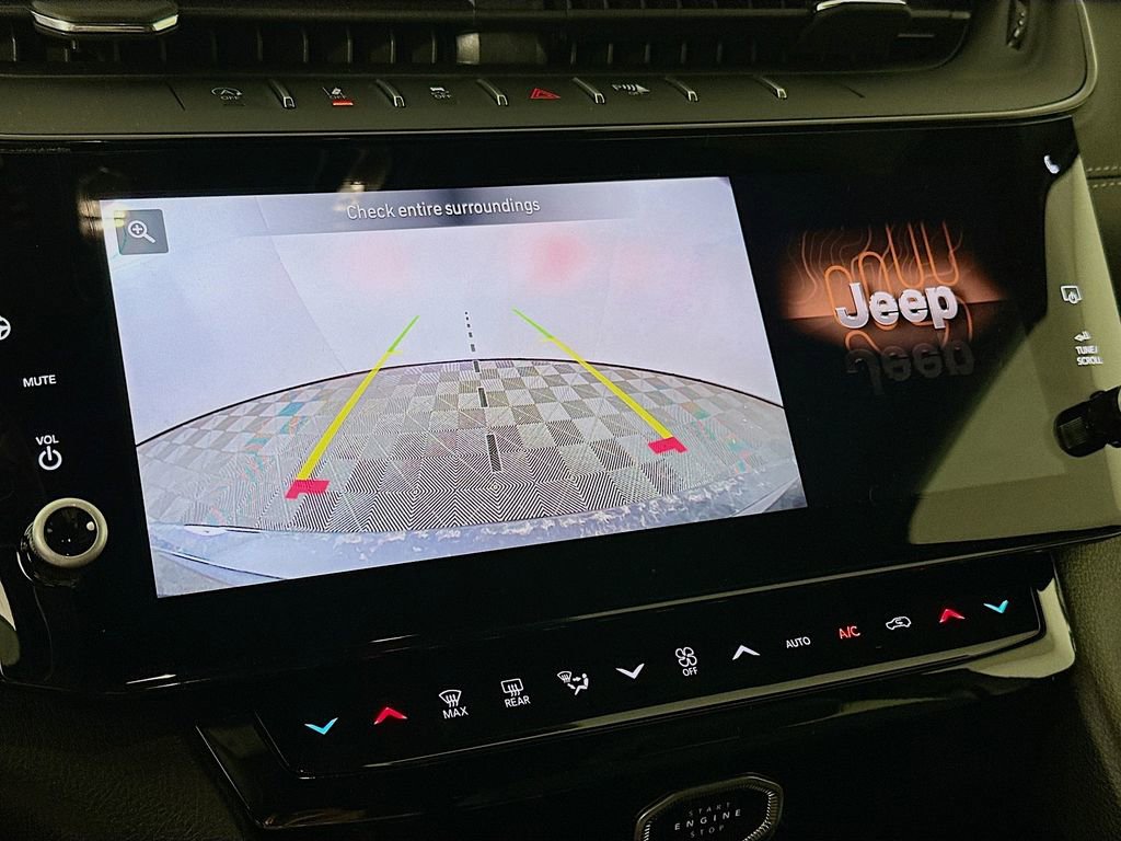 New 2026 Jeep Grand Cherokee L 4WD image 18