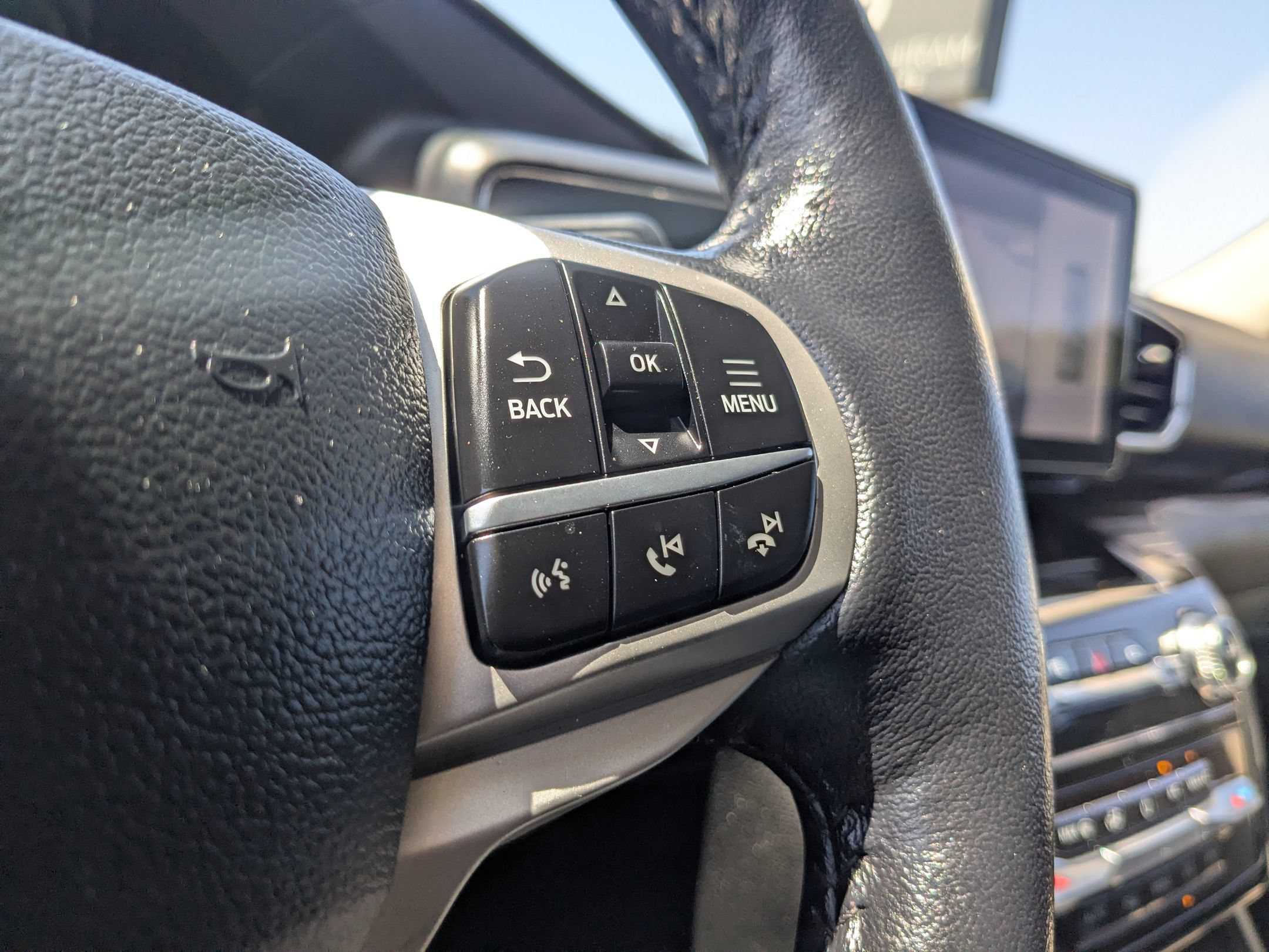 Used 2023 Ford Explorer Limited RWD image 23