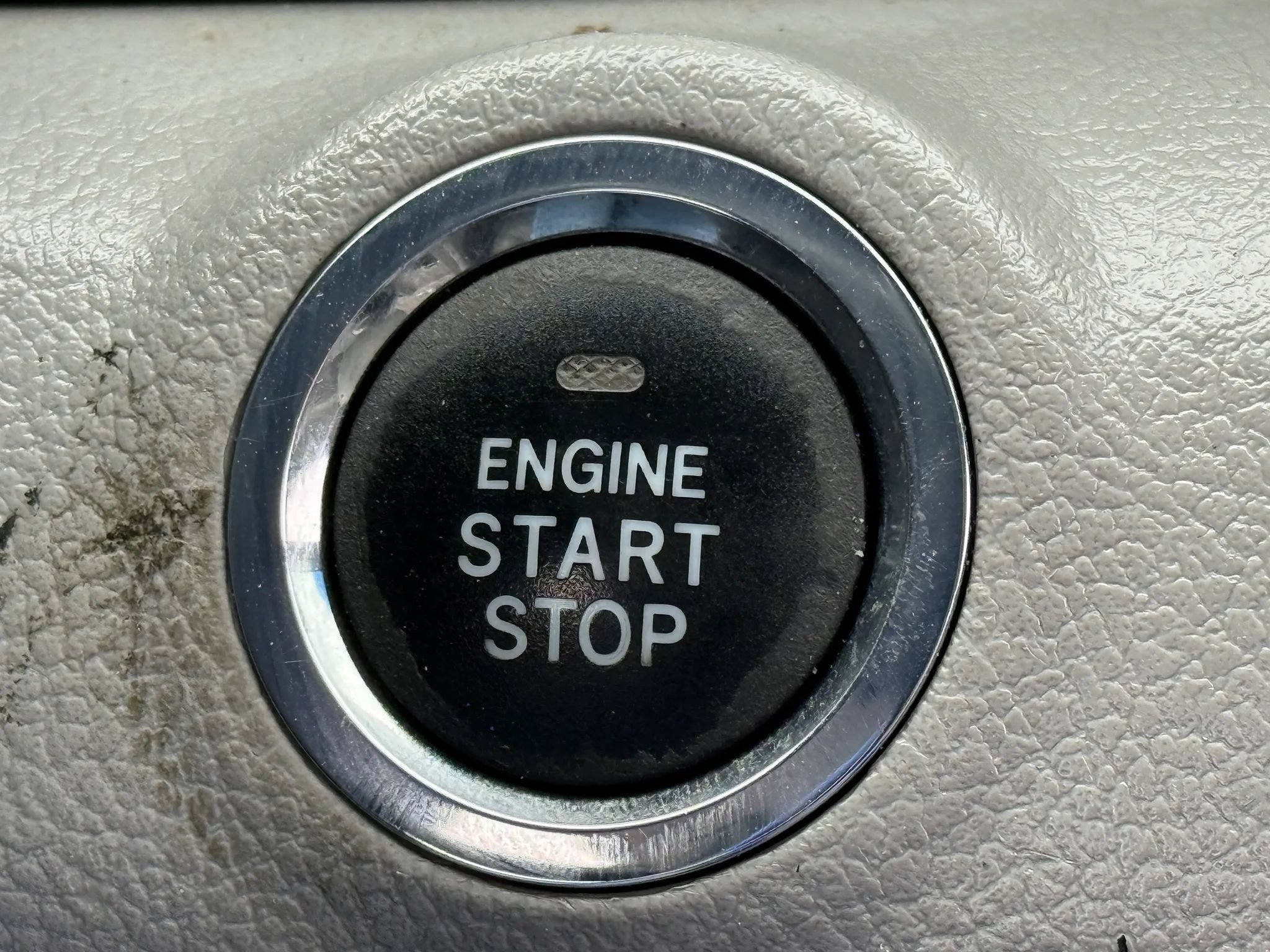 Used 2010 Toyota Camry SE FWD image 26