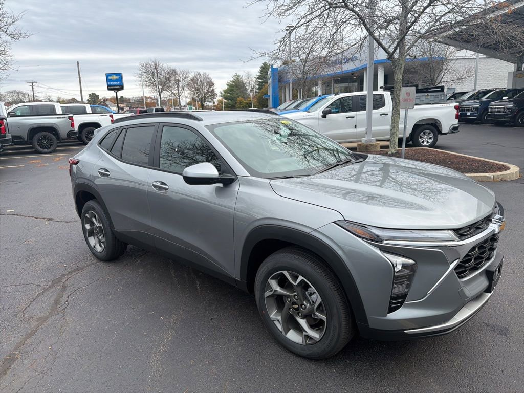New 2026 Chevrolet Trax LT w/ Driver Confidence Package
