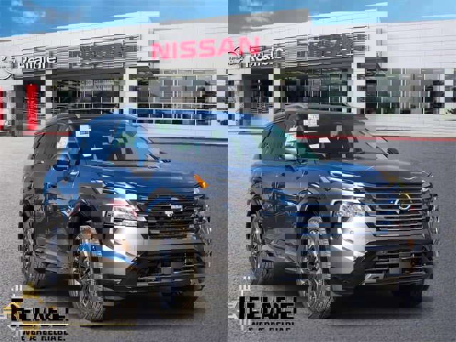 Certified 2026 Nissan Rogue Platinum w/ Platinum Premium Package