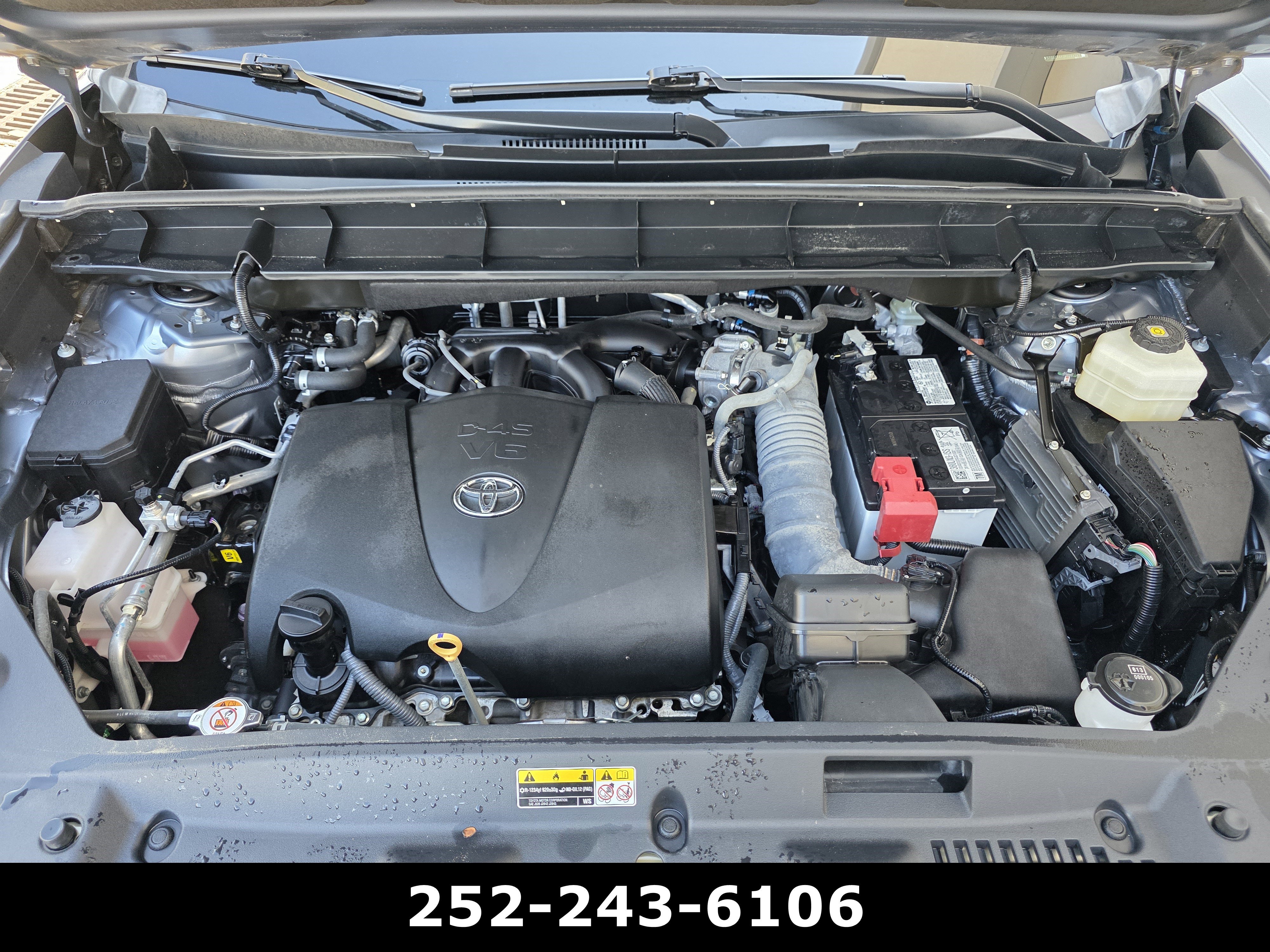 Used 2021 Toyota Highlander XLE image 46